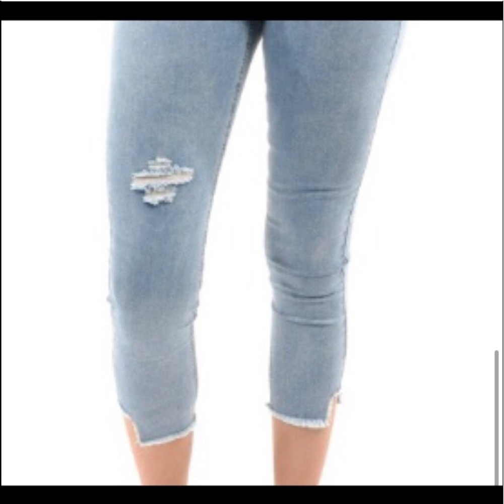 🎉HP x 2🎉High Waist Distressed Skinny Crops-Jian & Feng -Measurements in Pics - Picture 4 of 15